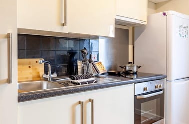 Crown Place, East Reading, Reading - Image 2